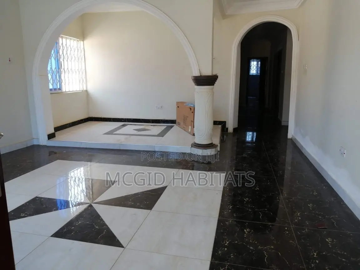 3bdrm House in Oyarifa for rent