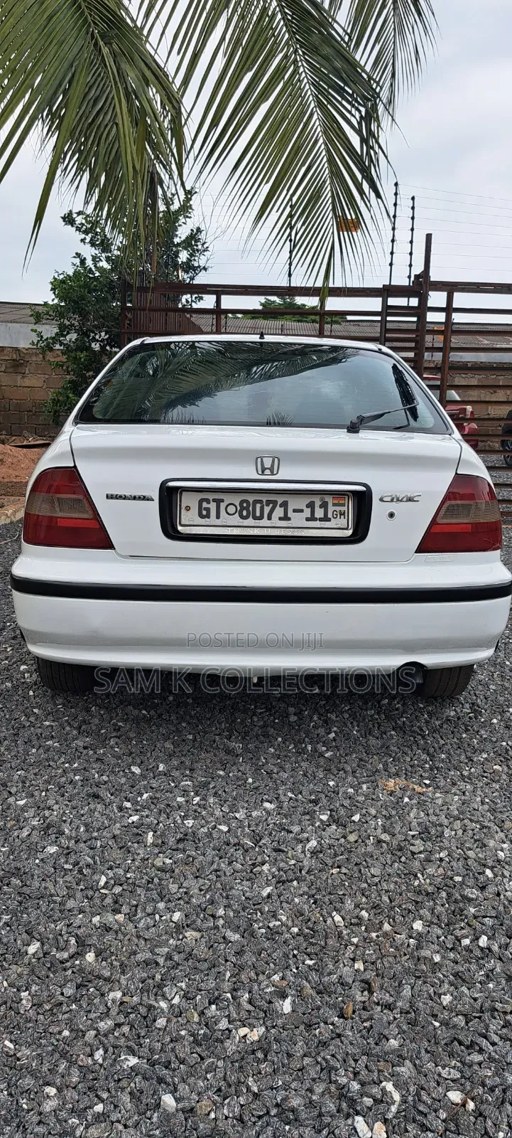 Honda Civic 2011 White