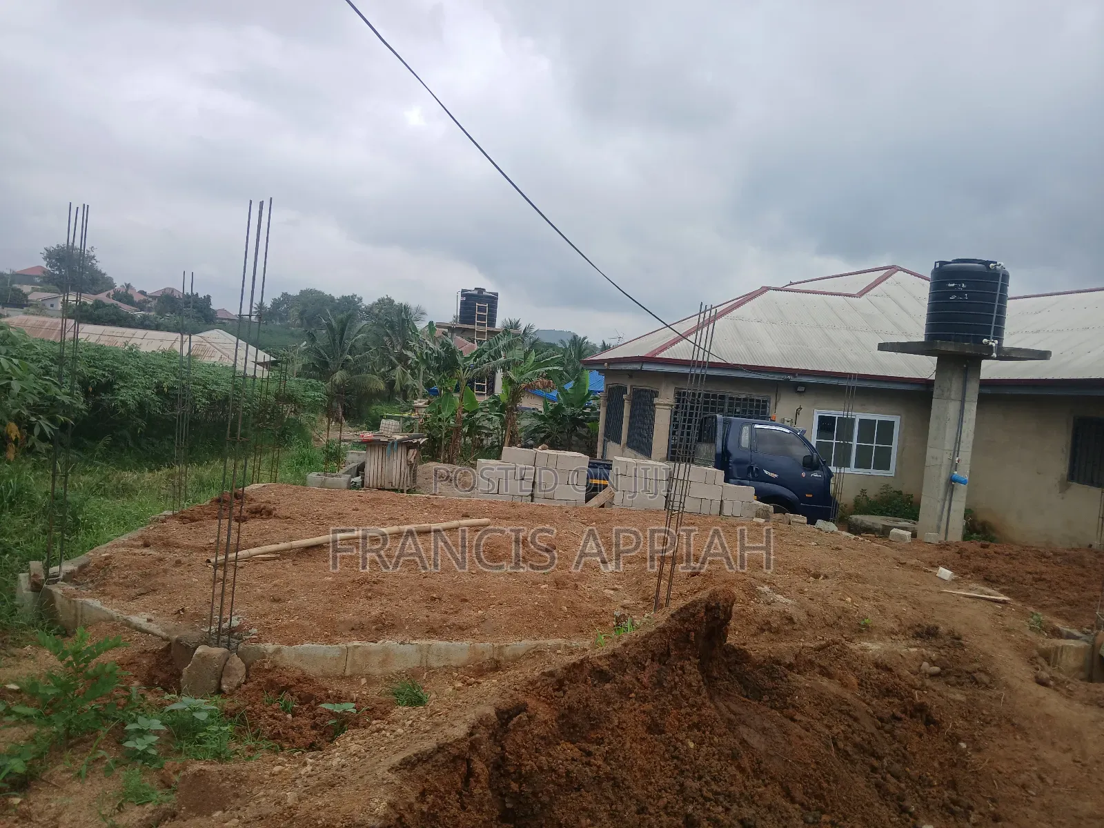 4bdrm House in Owner, Nsawam Adoagyiri Municipal for sale
