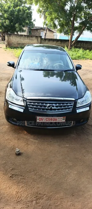 Nissan Fuga 2009 Black