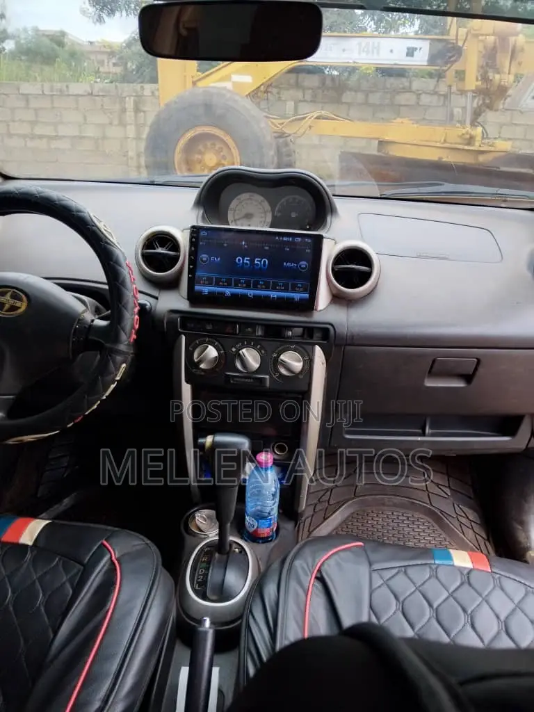Scion xA Base 2006 Red