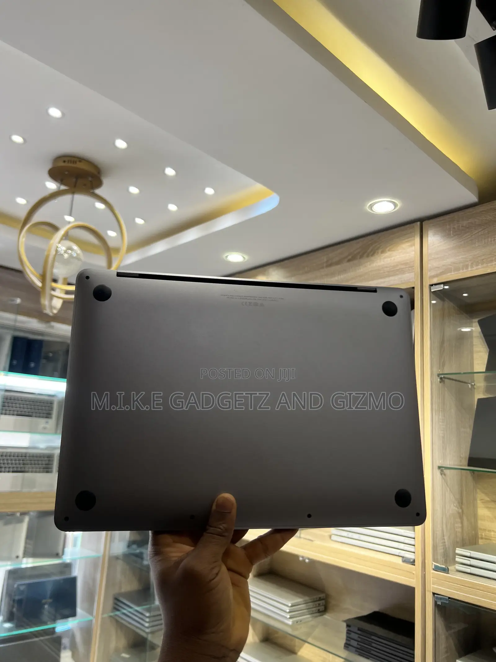 Laptop Apple MacBook Pro 2020 16GB Intel Core i5 SSD 512GB