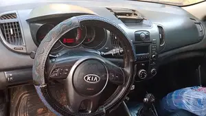 Kia Cerato 2010 Red
