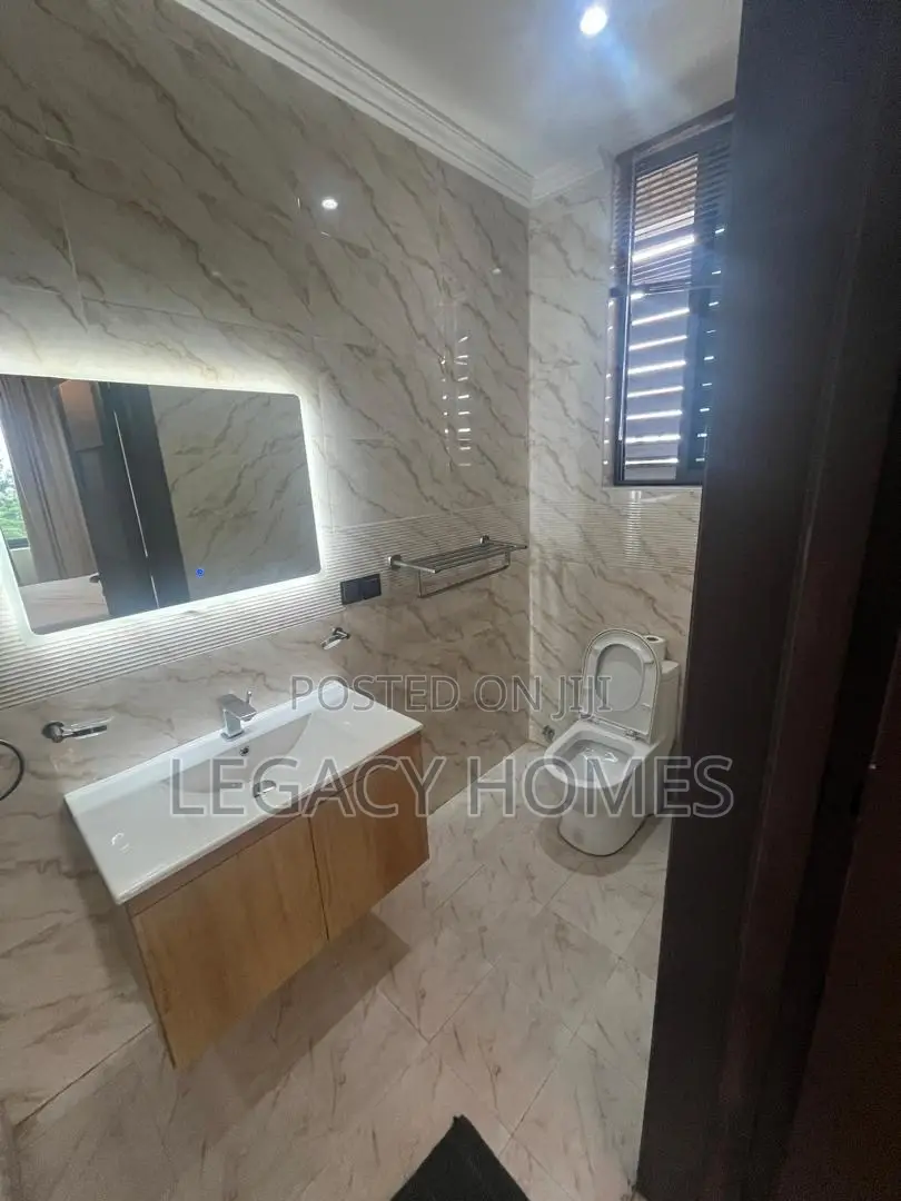 Furnished 2bdrm Apartment in East Legon, A&C Mall Area for rent