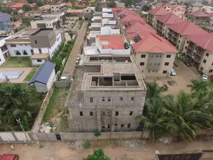 6bdrm Duplex in Adenta Frafraha, Accra Metropolitan for sale