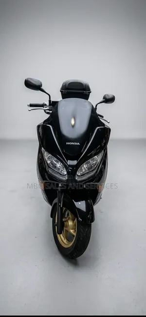 Honda Forza 2022 Black