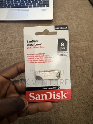 8 Gb Sandisk Pendrive