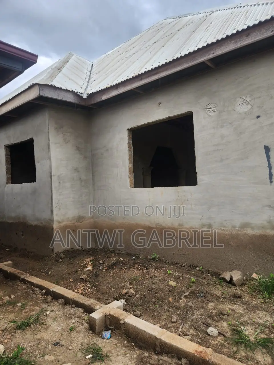 3bdrm House in Esaso, Atwima Nwabiagya for sale