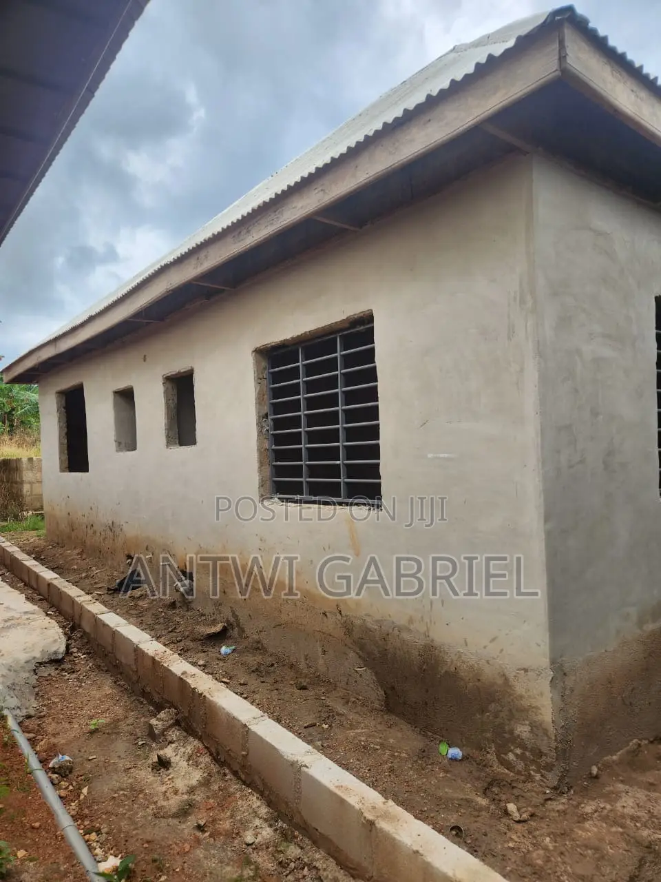 3bdrm House in Esaso, Atwima Nwabiagya for sale