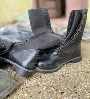 Premium Black Tactical Military Security Boots – Durable Heavy-Duty