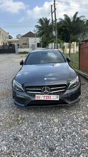 Mercedes-Benz C300 2018 Gray