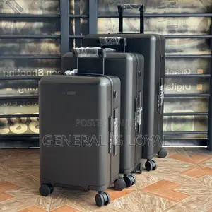 Three Set Traveling Suitcases With Charging Port