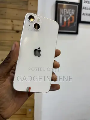 Apple iPhone 13 128 GB