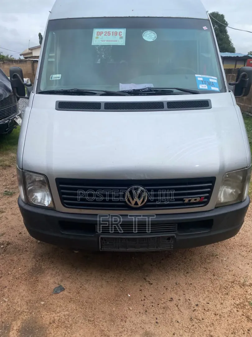 Volkswagen Transporter 2010 Silver