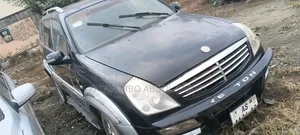 SsangYong Rexton 2010 Black