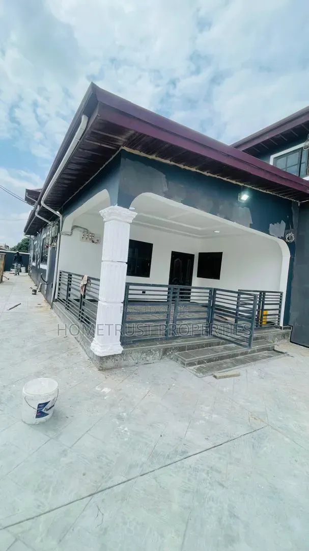 2bdrm Apartment in Ga Odumase Sonitra, Pentecost for rent