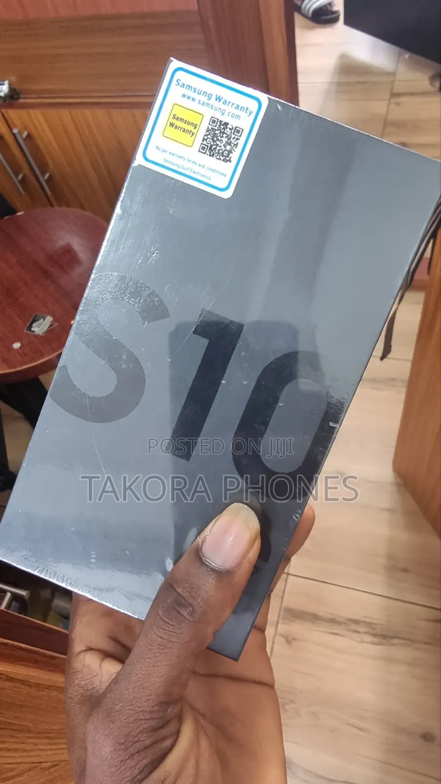 New Samsung Galaxy S10 128 GB Black