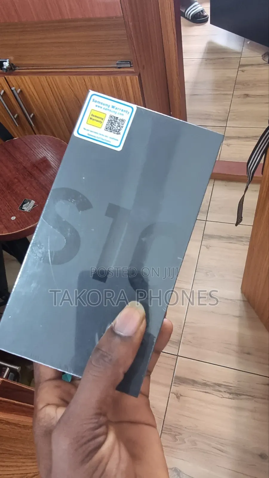 New Samsung Galaxy S10 128 GB Black