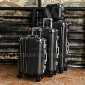 Beautiful Travelling Luggage Bags