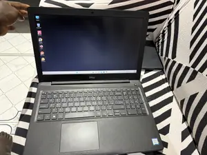 Laptop Dell Latitude 3590 16GB Intel Core i7 HDD 256GB