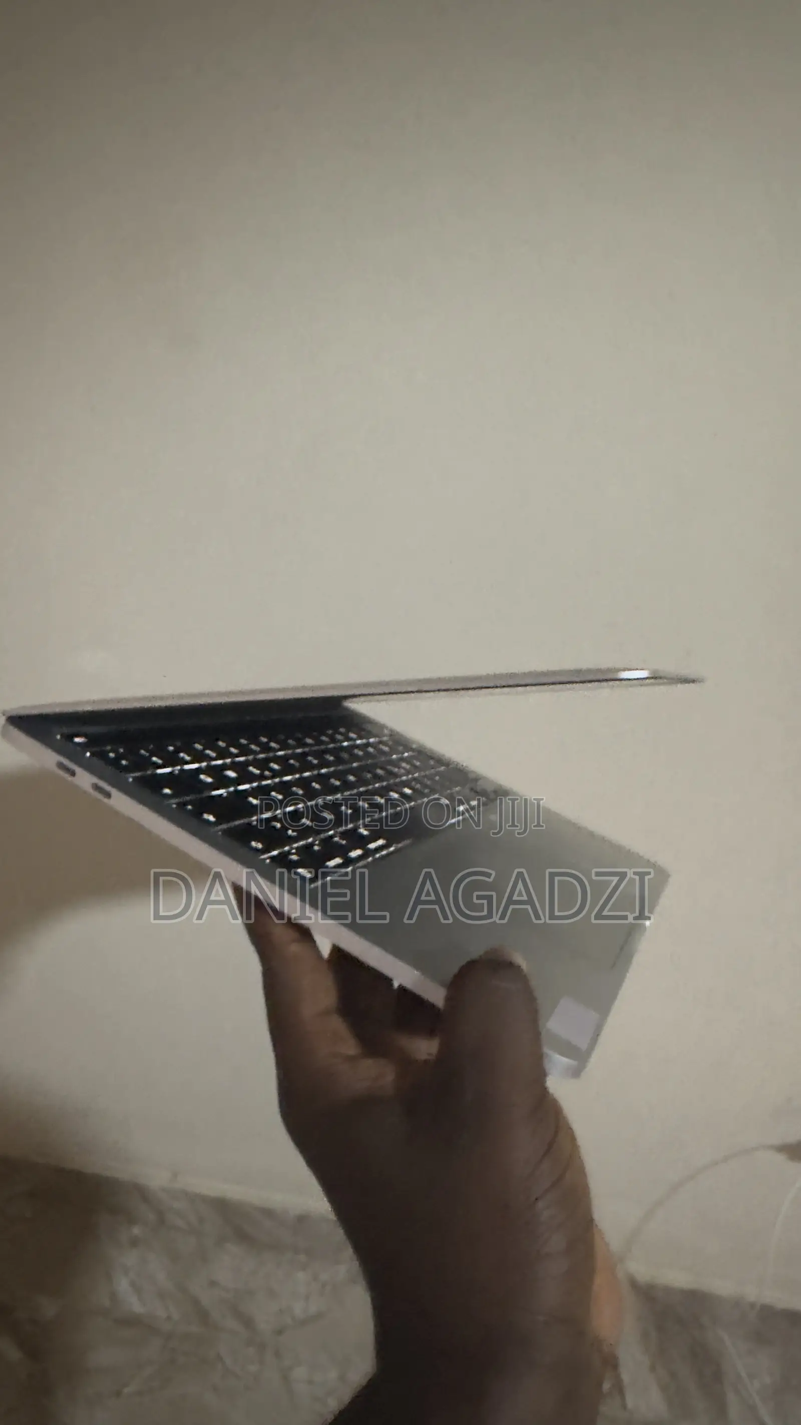 Laptop Apple MacBook Pro 2020 8GB Intel Core i5 SSD 512GB