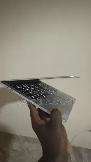 Laptop Apple MacBook Pro 2020 8GB Intel Core i5 SSD 512GB
