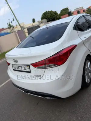 Hyundai Elantra Limited 2012 White
