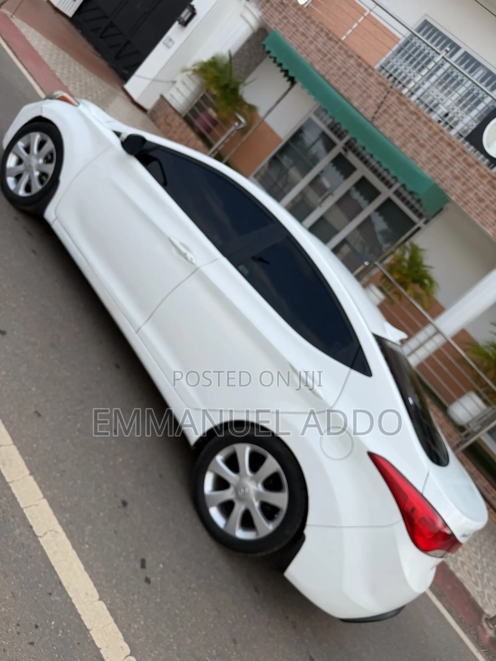 Hyundai Elantra Limited 2012 White