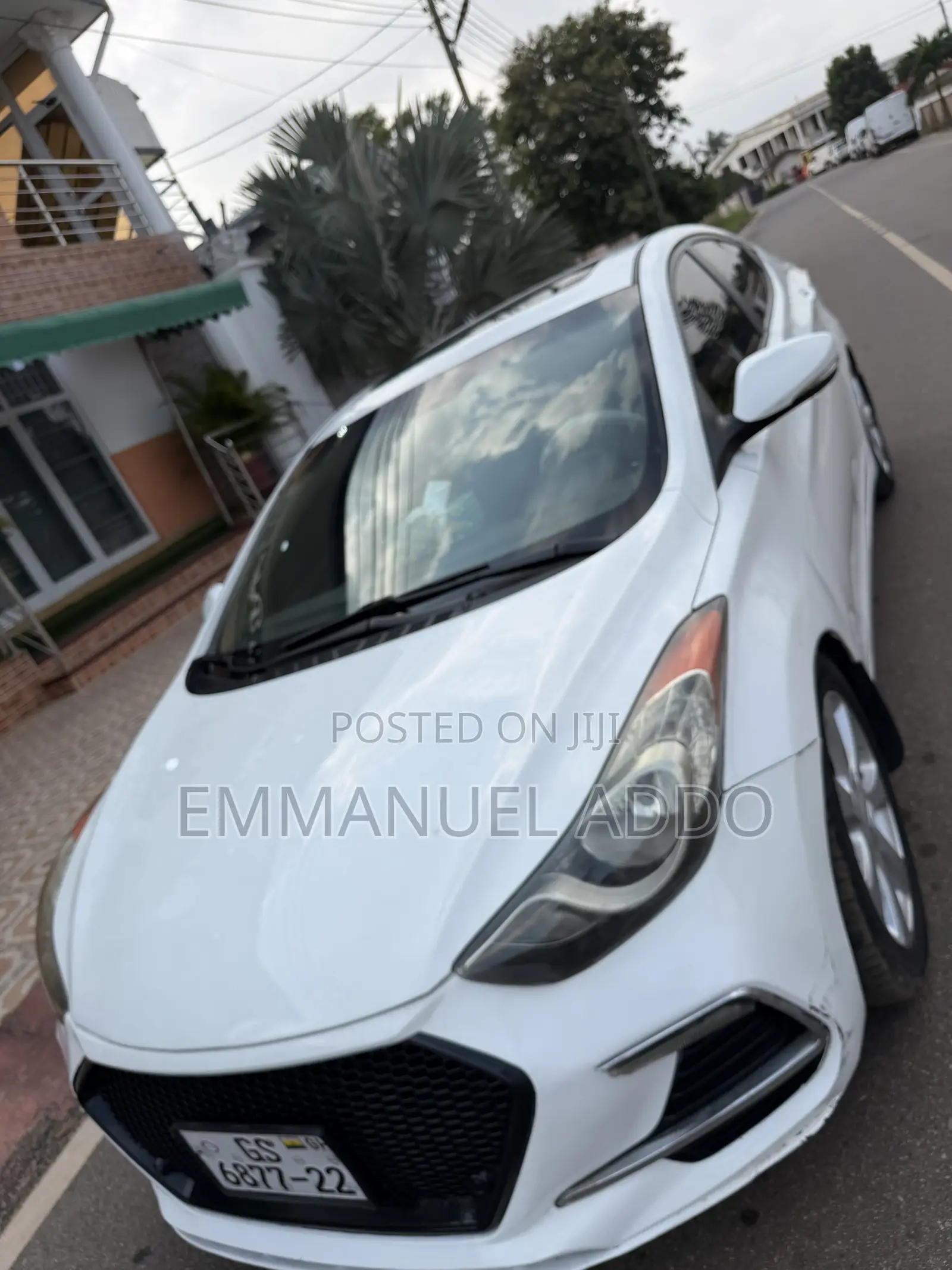 Hyundai Elantra Limited 2012 White