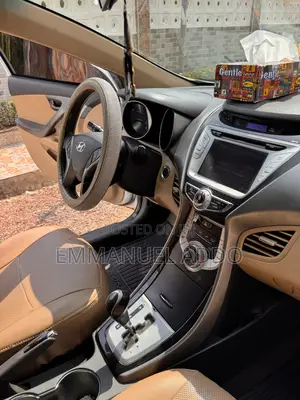Hyundai Elantra Limited 2012 White