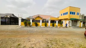 5bdrm House in Ablekuma Odumase for sale