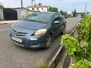 Toyota Yaris 2010 Blue