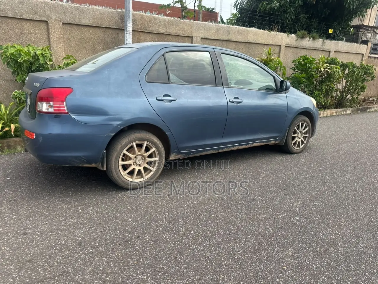 Toyota Yaris 2010 Blue