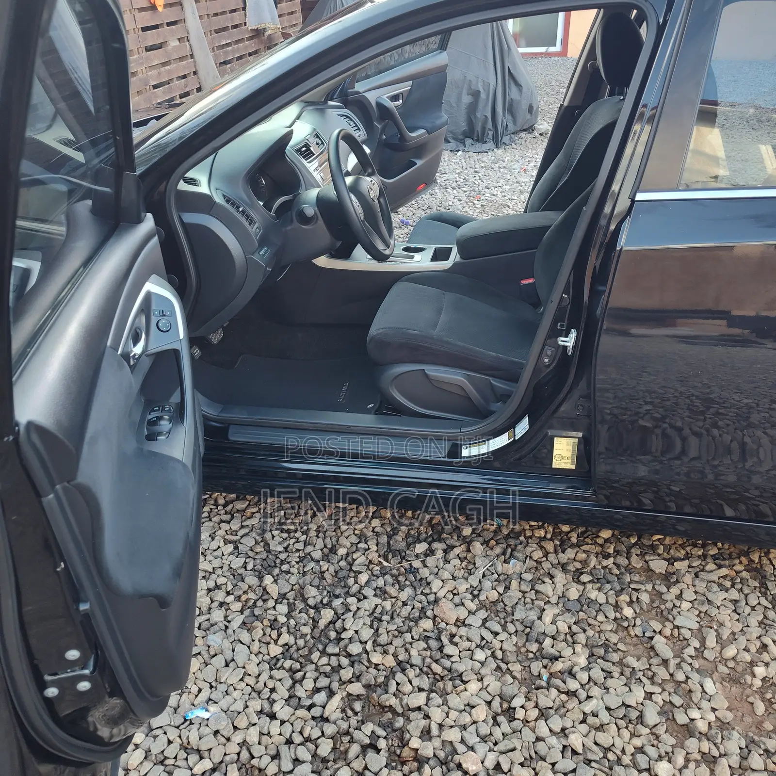 Nissan Altima 2015 Black