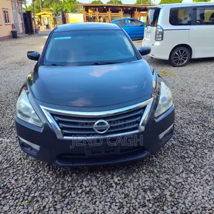 Nissan Altima 2015 Black