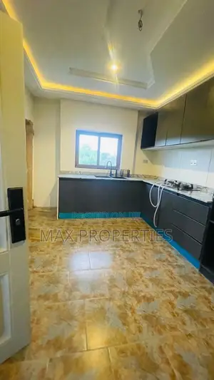 Furnished 6bdrm House in Pokuase for sale