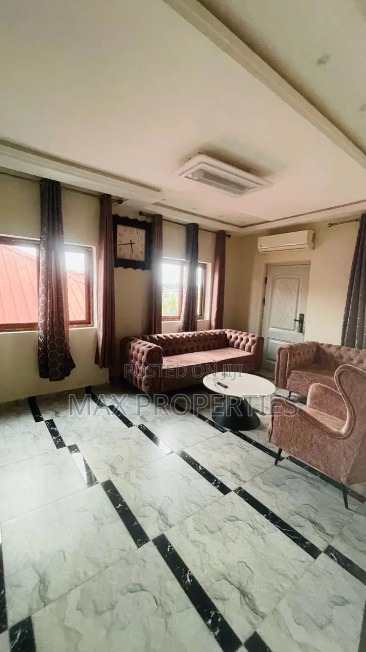 Furnished 6bdrm House in Pokuase for sale