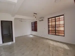 3bdrm Duplex in Abokobi Estate, Pentecost for sale