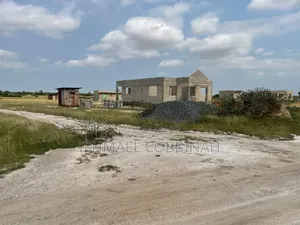 Litigation Free Estate Lands for Sale