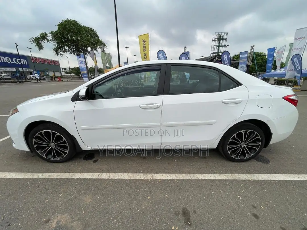 Toyota Corolla S Plus 4dr Sedan (1.8L 4cyl CVT) 2016 White