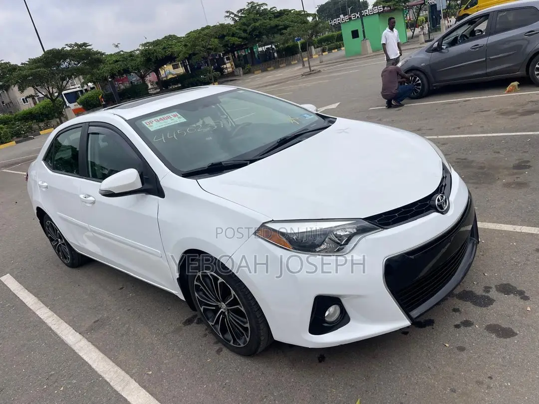 Toyota Corolla S Plus 4dr Sedan (1.8L 4cyl CVT) 2016 White