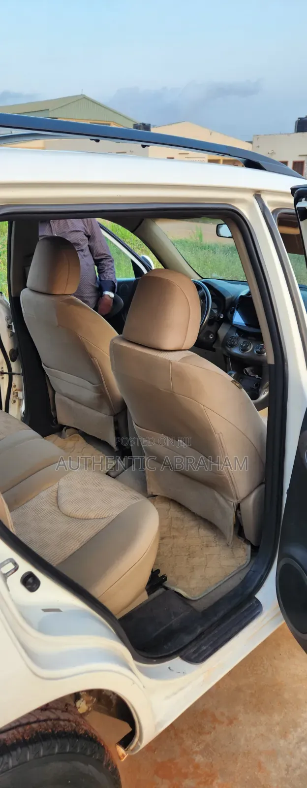 Toyota RAV4 2012 White