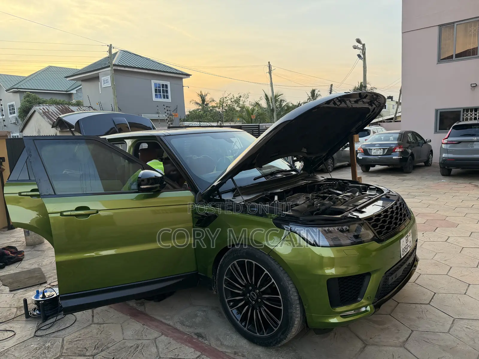 Land Rover Range Rover Sport SE 4dr SUV 4WD (3.0L 6cyl S/C 8A) 2014