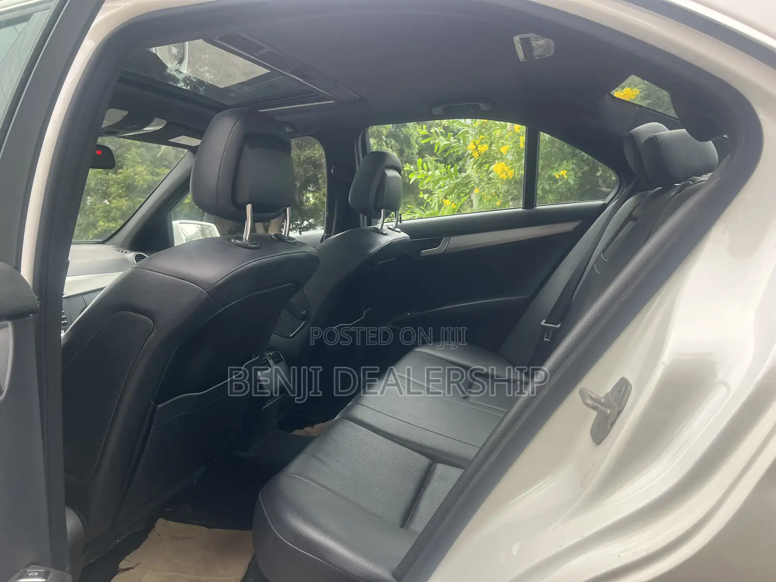 Honda CR-V Touring FWD 2019 White