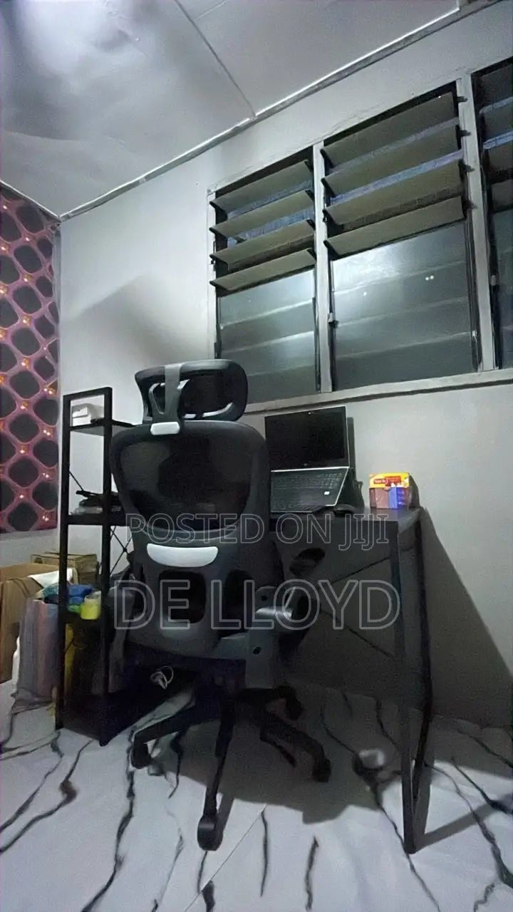 Studying Table and Chair