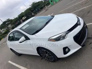 Toyota Corolla S Plus 4dr Sedan (1.8L 4cyl CVT) 2016 White