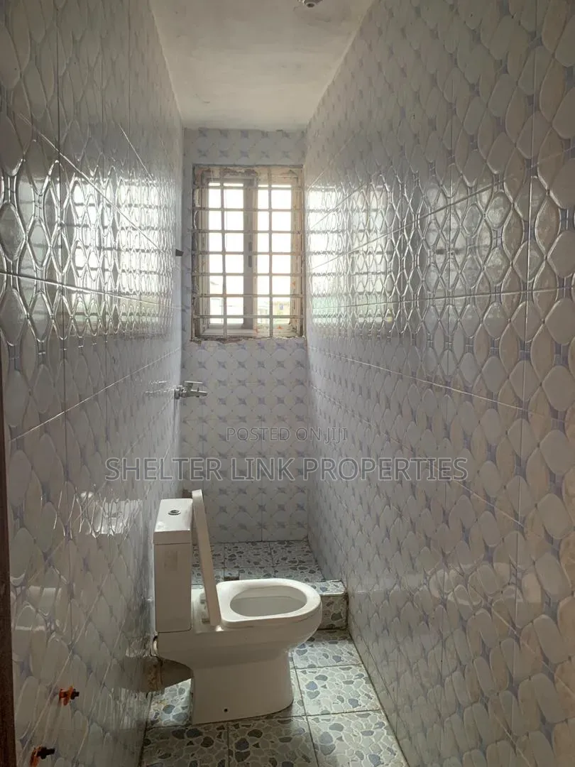 2bdrm Apartment in Dansoman, Keep Fit for rent
