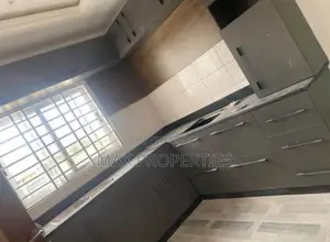 3bdrm House in Amasaman for sale