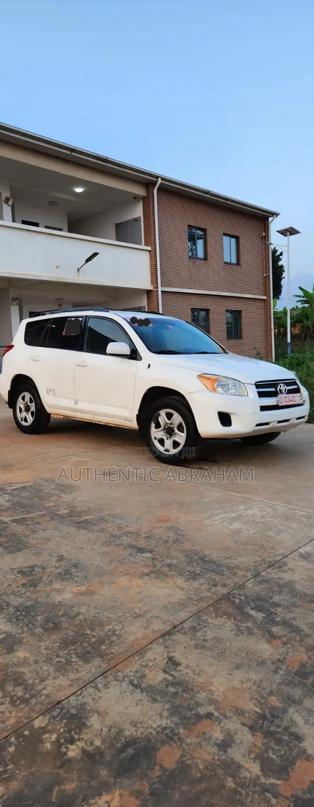 Toyota RAV4 2012 White