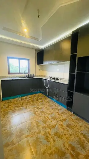 Furnished 6bdrm House in Pokuase for sale